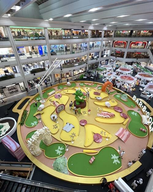 โปรโมชั่น บาร์บีคิว พลาซ่า : Hole In Fun Bar B Golf ที่ซีคอนสแควร์ (โพสต์โปรโมทกิจกรรม)