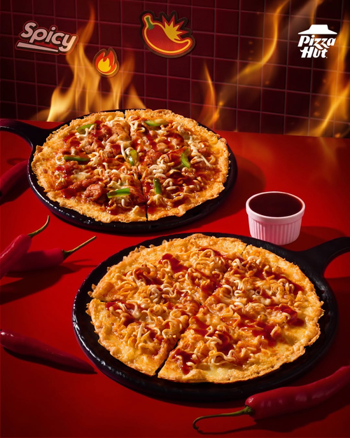 โปรโมชั่น พิซซ่าฮัท : Pizza Hut x Buldak พิซซ่ารามยอนสุดเผ็ด เริ่ม 259.-